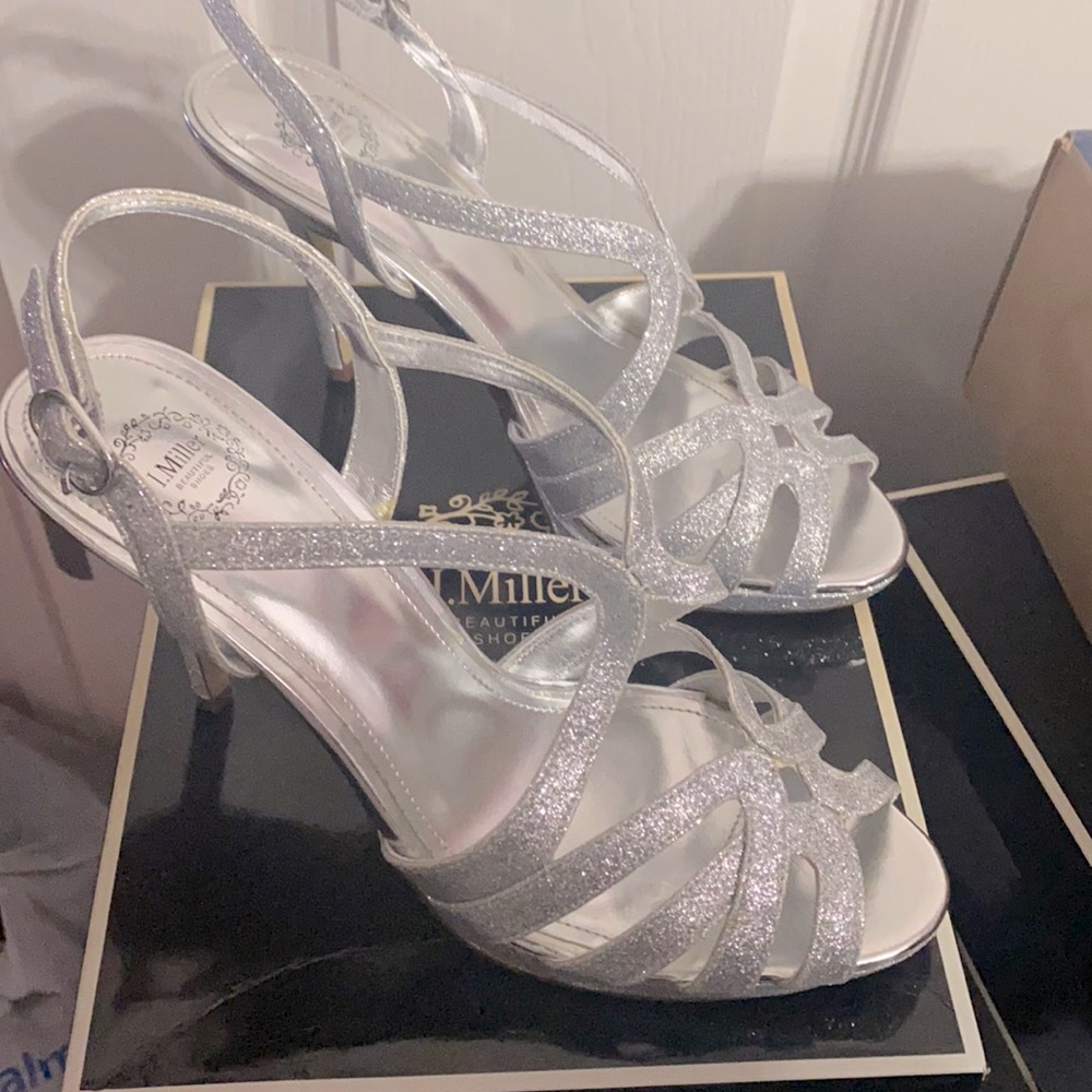 Brand New heels! Size 8.5